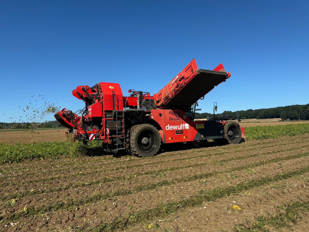 Automotrice Dewulf – arrachage de Pommes de terre